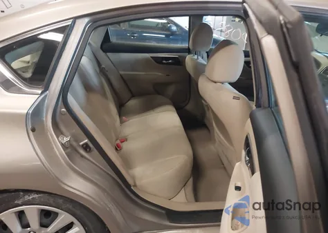 2014 Nissan Altima 2.5 S z USA, uszkodzony, nr VIN 1N4AL3AP6EC295531